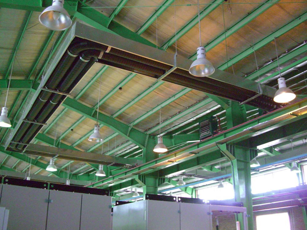 سیستم گرمایشی تابشی مرکزی داخل سالن ساخت آساد صنعت